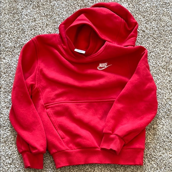 Nike Hoodie All Kids Fit Sportswear Club Size XS EUC - Picture 1 of 5